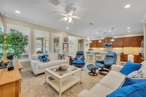 House in Groveland, Florida 2 bedrooms, 180.23 sq.m. № 2122731 - photo 11