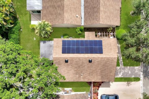 Villa ou maison à vendre à Coconut Creek, Floride: 2 chambres, 113.62 m2 № 2087429 - photo 19