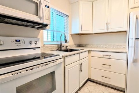 Copropriété à vendre à Bradenton, Floride: 1 chambre, 53.51 m2 № 2157718 - photo 5