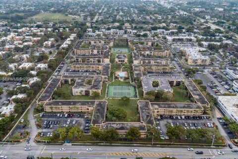 Condominio en venta en Miami, Florida, 2 dormitorios, 91.51 m2 № 2006033 - foto 30