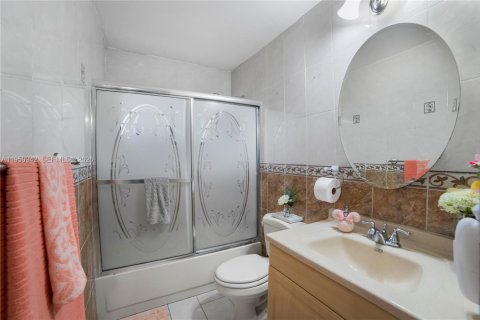 Condominio en venta en Miami, Florida, 2 dormitorios, 91.51 m2 № 2006033 - foto 18