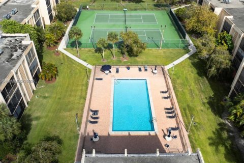 Condominio en venta en Miami, Florida, 2 dormitorios, 91.51 m2 № 2006033 - foto 28