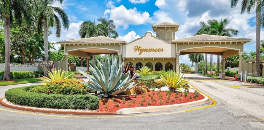 Condo in Coconut Creek, Florida, 3 bedrooms № 2051705