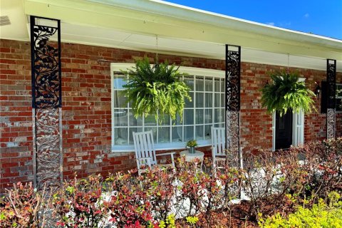 House in Orlando, Florida 4 bedrooms, 329.99 sq.m. № 1716443 - photo 6