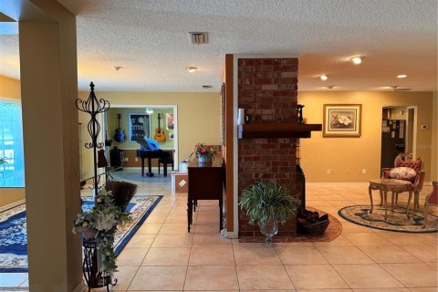 House in Orlando, Florida 4 bedrooms, 329.99 sq.m. № 1716443 - photo 25