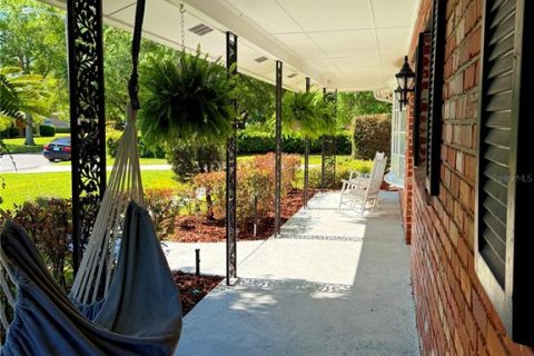 House in Orlando, Florida 4 bedrooms, 329.99 sq.m. № 1716443 - photo 8