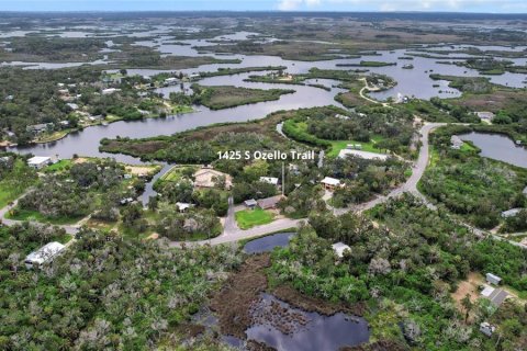 Casa en venta en Crystal River, Florida, 2 dormitorios, 139.35 m2 № 1844773 - foto 3