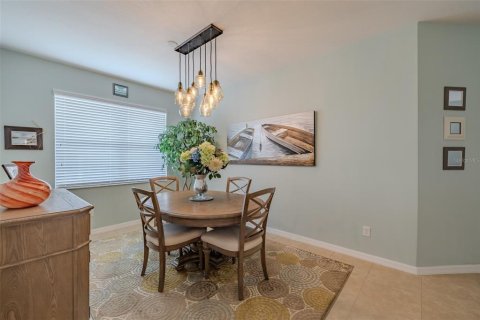 House in Wimauma, Florida 2 bedrooms, 167.22 sq.m. № 2391360 - photo 24