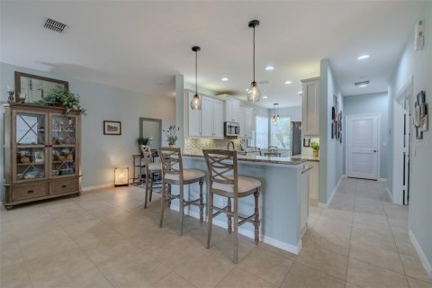House in Wimauma, Florida 2 bedrooms, 167.22 sq.m. № 2391360 - photo 9