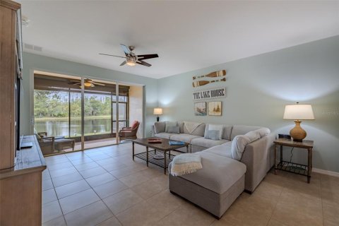House in Wimauma, Florida 2 bedrooms, 167.22 sq.m. № 2391360 - photo 29