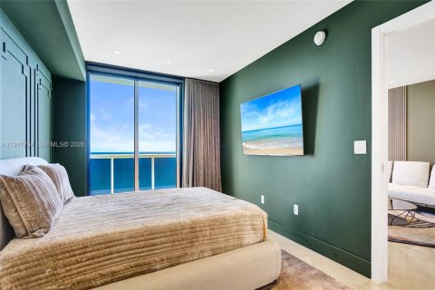 Copropriété à louer à Hallandale Beach, Floride: 3 chambres, 238.76 m2 № 1999342 - photo 28