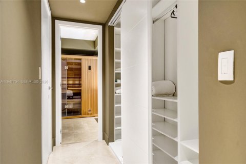 Copropriété à louer à Hallandale Beach, Floride: 3 chambres, 238.76 m2 № 1999342 - photo 21