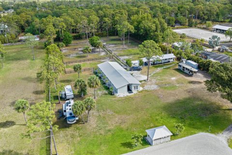 Propiedad comercial en alquiler en Loxahatchee Groves, Florida, 131.74 m2 № 1118585 - foto 1