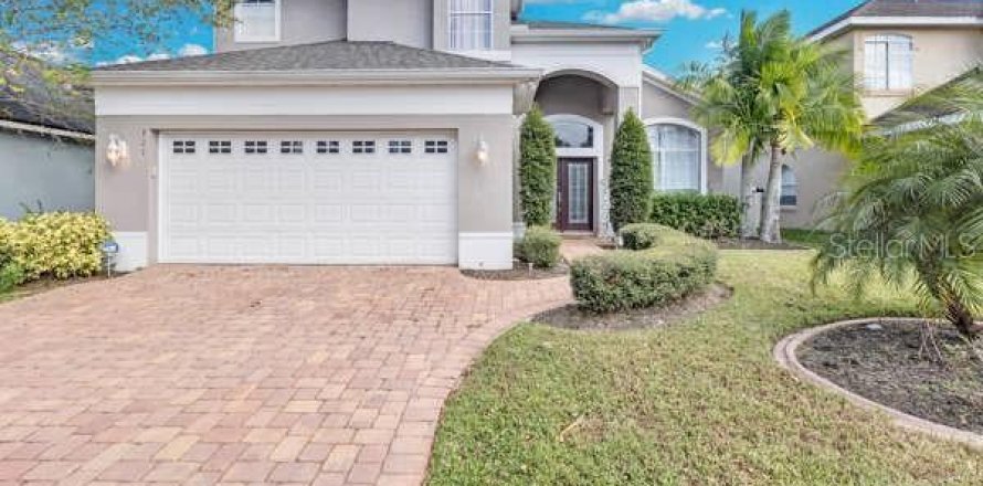 House in Orlando, Florida 4 bedrooms, 209.03 sq.m. № 1719698