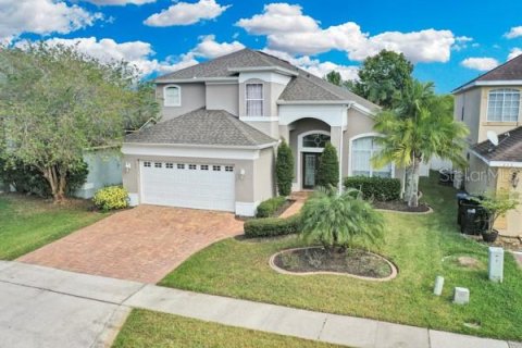 House in Orlando, Florida 4 bedrooms, 209.03 sq.m. № 1719698 - photo 2
