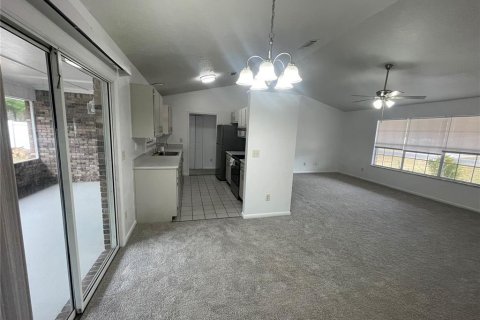 Villa ou maison à vendre à DeLand, Floride: 3 chambres, 121.05 m2 № 1635029 - photo 4