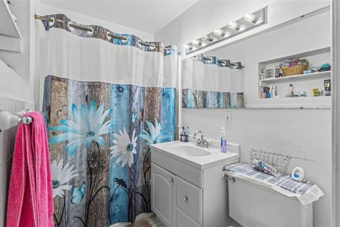 Casa en venta en Lakeland, Florida, 6 dormitorios, 292.83 m2 № 2386101 - foto 29