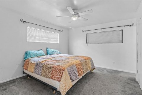 Casa en venta en Lakeland, Florida, 6 dormitorios, 292.83 m2 № 2386101 - foto 26