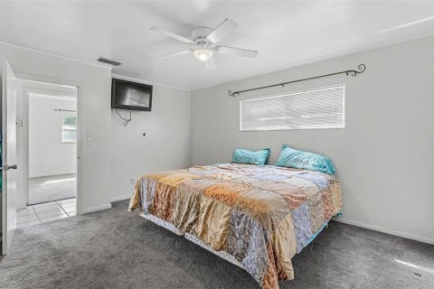Casa en venta en Lakeland, Florida, 6 dormitorios, 292.83 m2 № 2386101 - foto 27