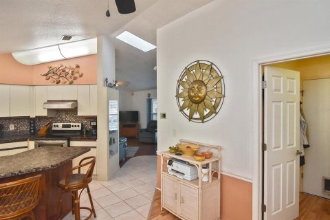 Villa ou maison à vendre à Port Charlotte, Floride: 3 chambres, 156.17 m2 № 2142133 - photo 26