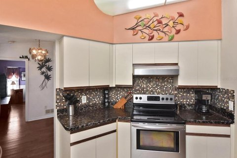 Villa ou maison à vendre à Port Charlotte, Floride: 3 chambres, 156.17 m2 № 2142133 - photo 28
