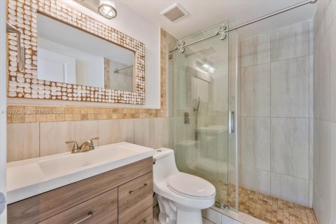 Снять в аренду виллу или дом в Майами, Флорида 6 спален, 326.74м2, № 2036970 - фото 23