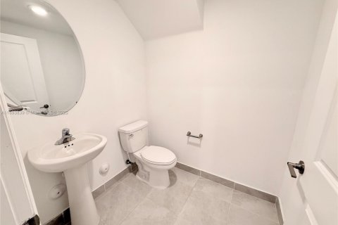 Touwnhouse à louer à Homestead, Floride: 3 chambres, 157.47 m2 № 1945928 - photo 22