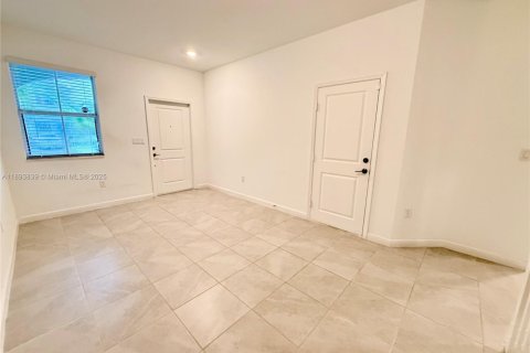 Touwnhouse à louer à Homestead, Floride: 3 chambres, 157.47 m2 № 1945928 - photo 21