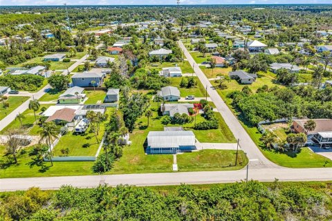 House in Englewood, Florida 2 bedrooms, 137.87 sq.m. № 2399007 - photo 19
