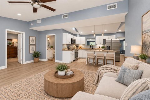 House in Englewood, Florida 2 bedrooms, 137.87 sq.m. № 2399007 - photo 5