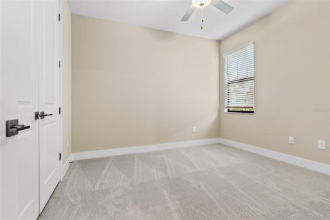 House in Brooksville, Florida 4 bedrooms, 235.23 sq.m. № 2403360 - photo 23