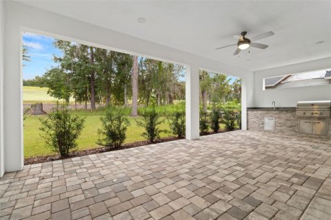 House in Brooksville, Florida 4 bedrooms, 235.23 sq.m. № 2403360 - photo 27