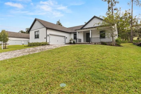 Casa en Brooksville, Florida 4 dormitorios, 235.23 m2 № 2403360