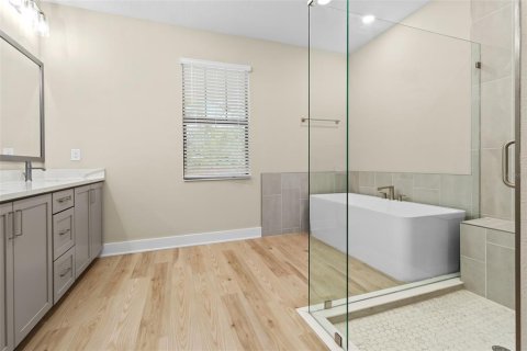 House in Brooksville, Florida 4 bedrooms, 235.23 sq.m. № 2403360 - photo 14