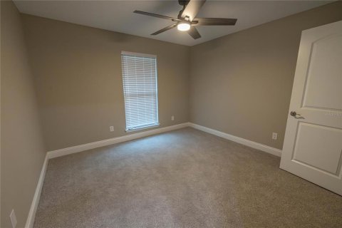 House in Milton, Florida 4 bedrooms, 212.28 sq.m. № 2115057 - photo 20
