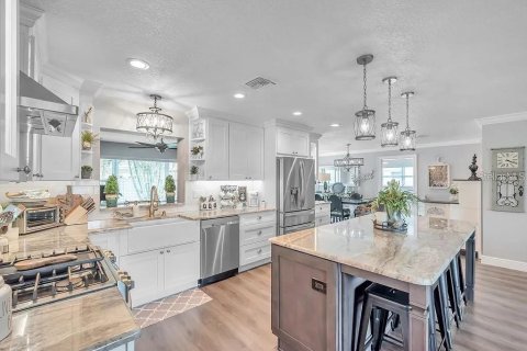 Casa en alquiler en Saint Petersburg, Florida, 3 dormitorios, 173.08 m2 № 1885805 - foto 4