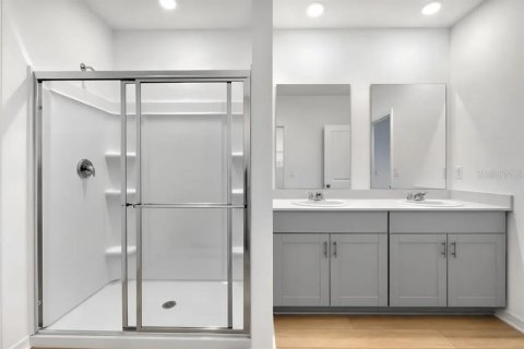 Villa ou maison à vendre à Kissimmee, Floride: 4 chambres, 168.43 m2 № 2414060 - photo 4
