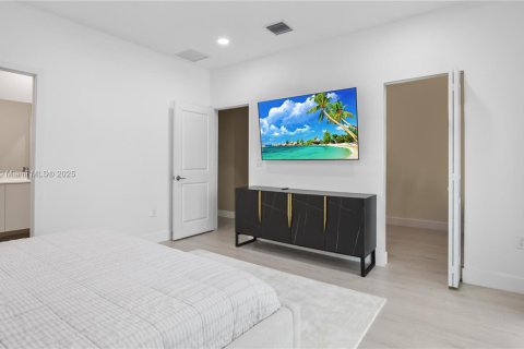 Townhouse in Doral, Florida 3 bedrooms, 149.02 sq.m. № 1860036 - photo 8