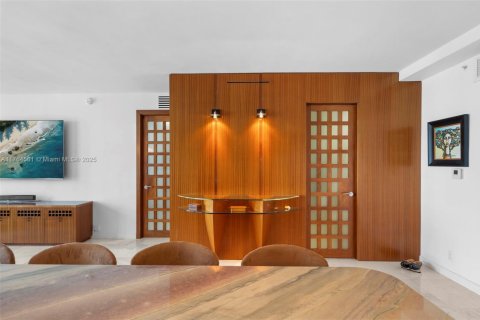 Купить кондоминиум в Майами-Бич, Флорида 1 спальня, 117.06м2, № 1958232 - фото 5