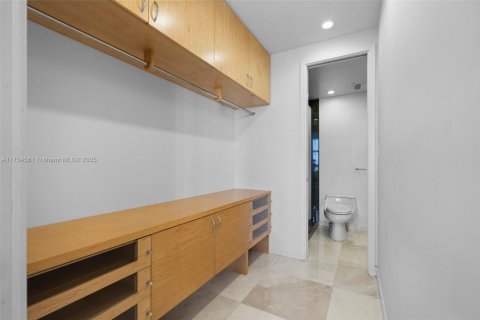 Купить кондоминиум в Майами-Бич, Флорида 1 спальня, 117.06м2, № 1958232 - фото 24