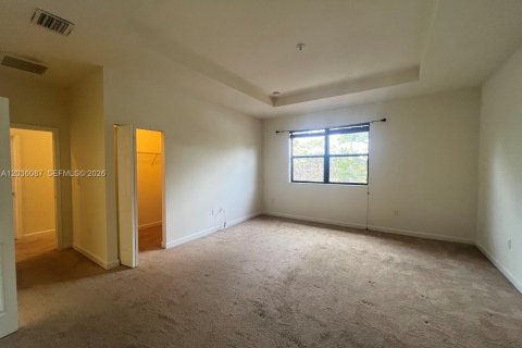 Купить виллу или дом в Хомстед, Флорида 5 спален, 296.92м2, № 2085224 - фото 29