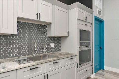 Casa en venta en North Port, Florida, 3 dormitorios, 159.23 m2 № 2238701 - foto 16