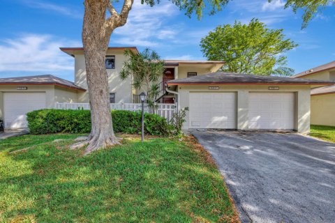Copropriété à vendre à Pompano Beach, Floride: 2 chambres, 116.13 m2 № 1074937 - photo 1