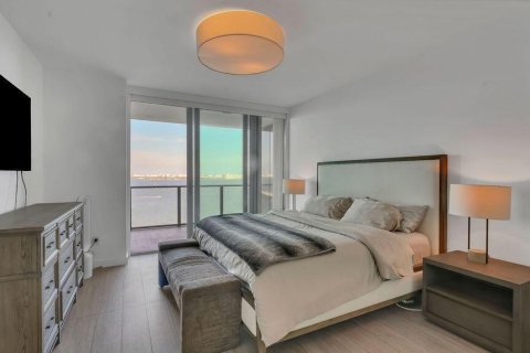 Condo in Miami, Florida, 3 bedrooms  № 2254425 - photo 18