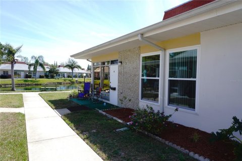 Condominio en venta en Holiday, Florida, 2 dormitorios, 71.35 m2 № 1577265 - foto 8