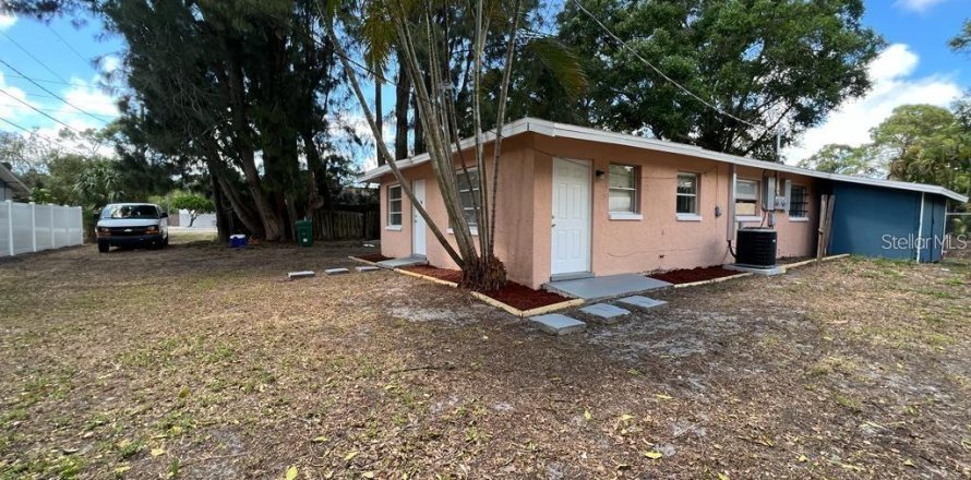 Apartment in Bradenton, Florida 2 bedrooms, 69.68 sq.m. № 1912146