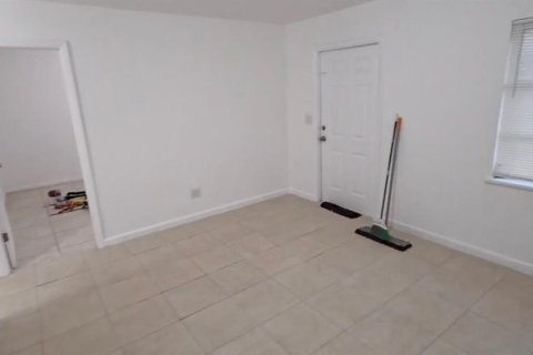 Apartment in Bradenton, Florida 2 bedrooms, 69.68 sq.m. № 1912146 - photo 7