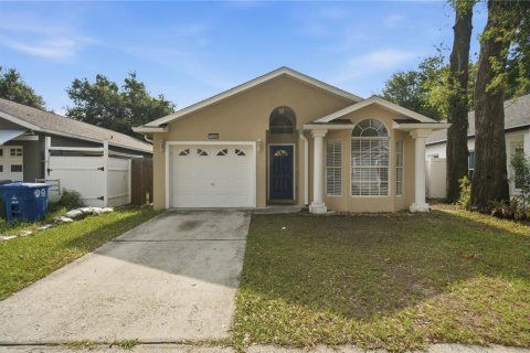 House in Winter Park, Florida 3 bedrooms, 107.4 sq.m. № 2361191