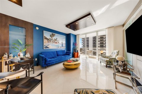 Copropriété à vendre à Fort Lauderdale, Floride: 2 chambres, 118.36 m2 № 2051901 - photo 3