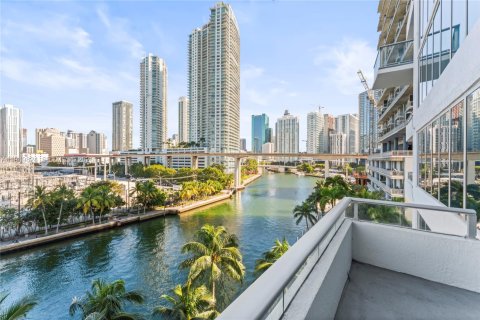 Купить кондоминиум в Майами, Флорида 2 спальни, 143.07м2, № 2007520 - фото 2